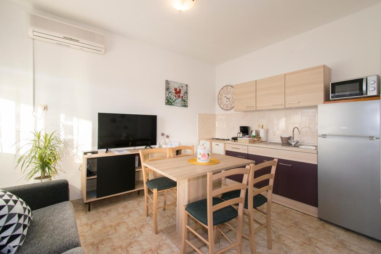 Apartman Fuma Rovinj Exteriör bild