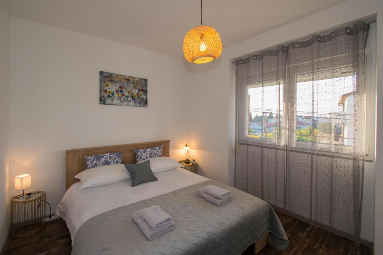 Apartman Fuma Rovinj Exteriör bild